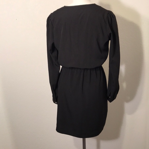 SOLD- Honey punch Long sleeve black dress - Picture 3 of 8